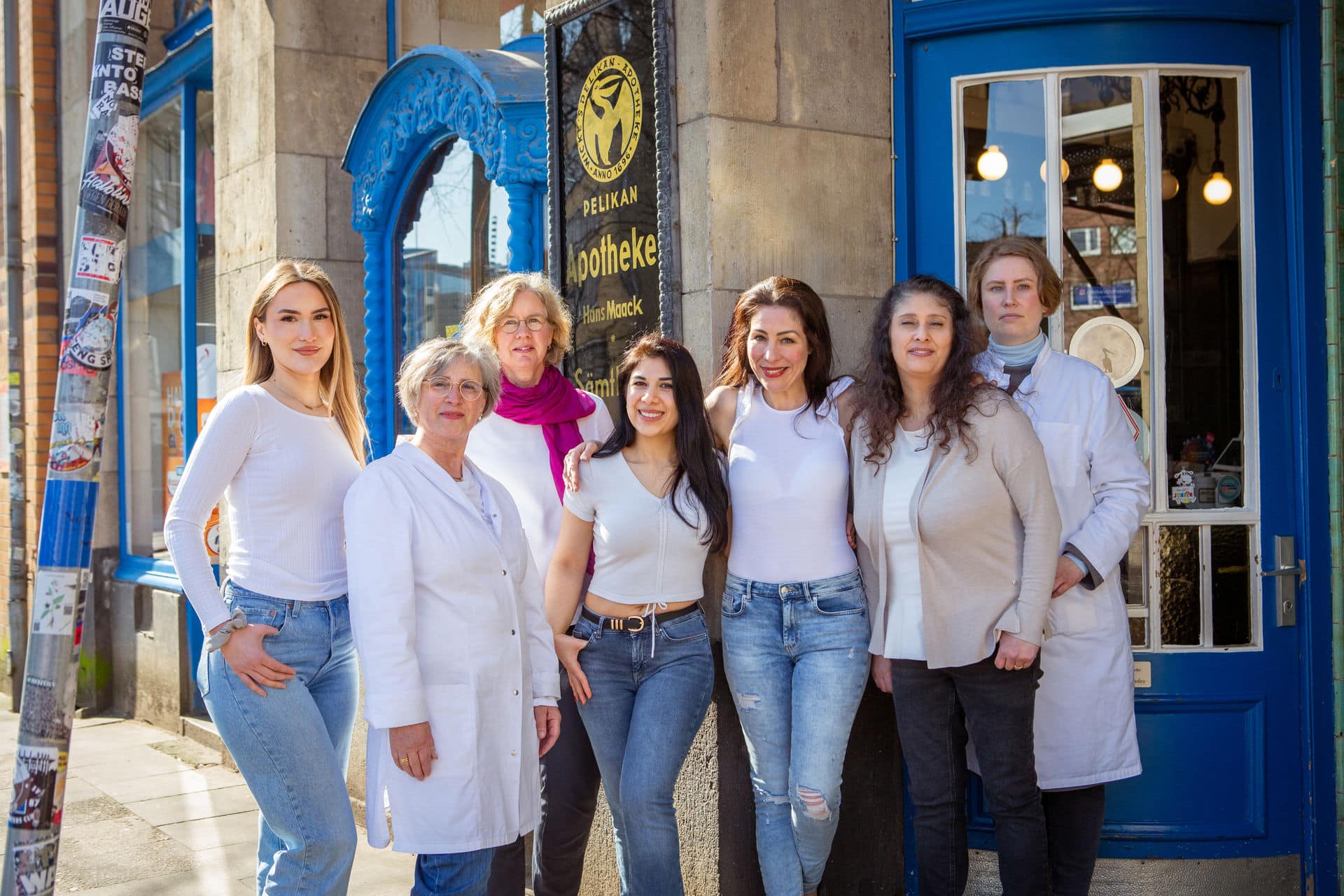 Das gesamte Team der Pelikan Apotheke